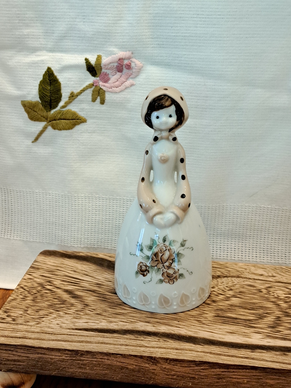 ❤️3/$25❤️Vintage Porcelain Floral Lady Bell Figurine in Cream and Brown